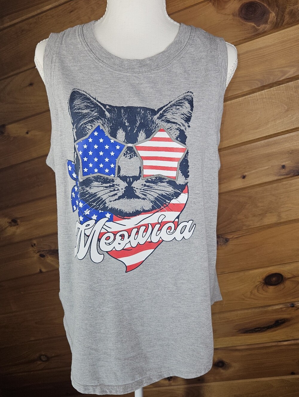Meowica Patriotic Cat Graphic Tank Top - Gray. Size XL (16-18)